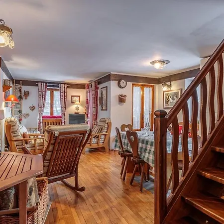 Panoramic With Fireplace Near Courmayeur Apartment Villaret