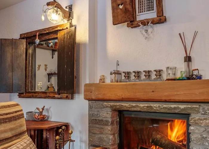 Lejlighed Panoramic With Fireplace Near Courmayeur